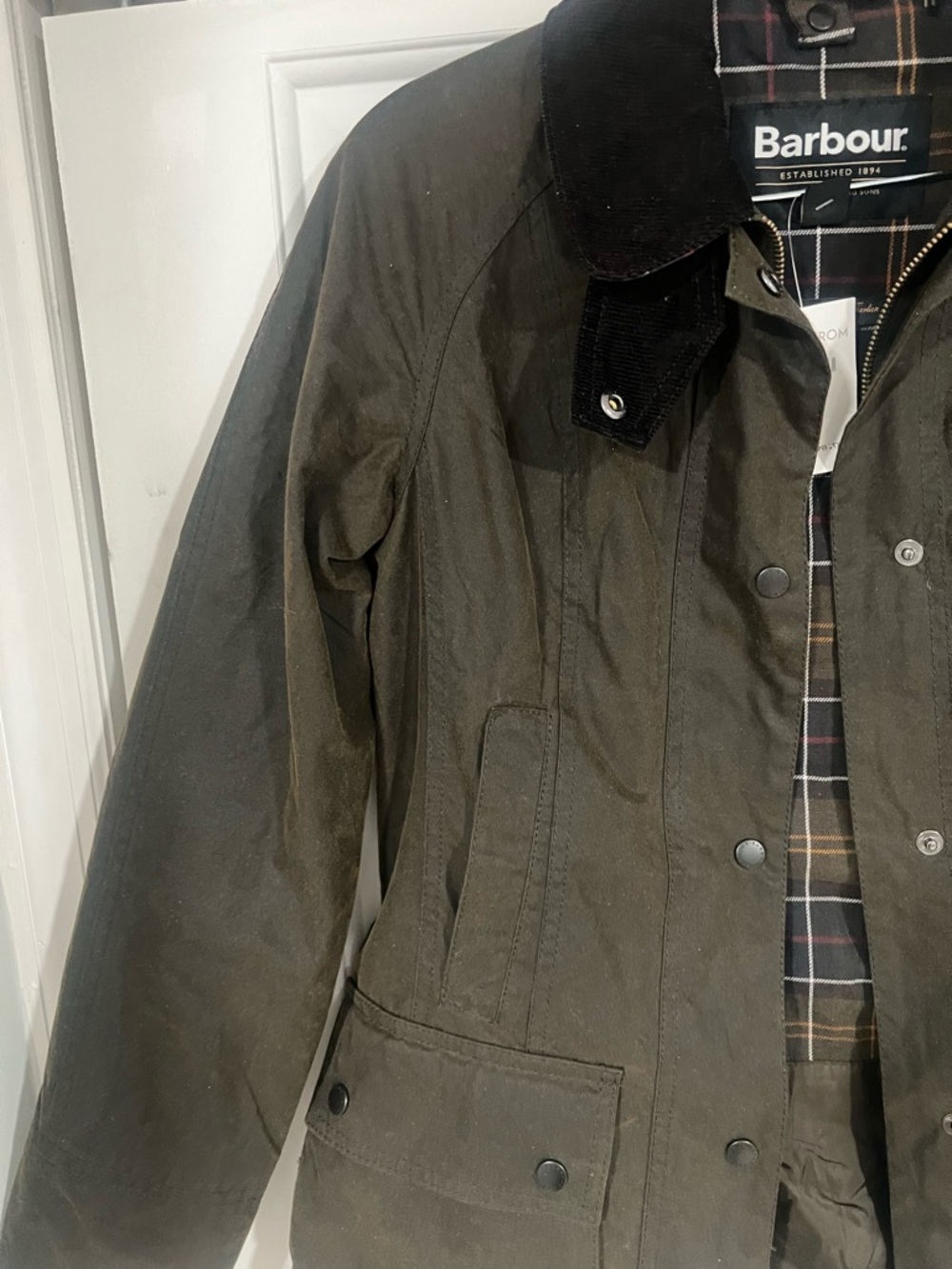 Barbour Women's Olive Beadnell Waxed Cotton Jacket Size 6 Like New - Picture 8 of 16